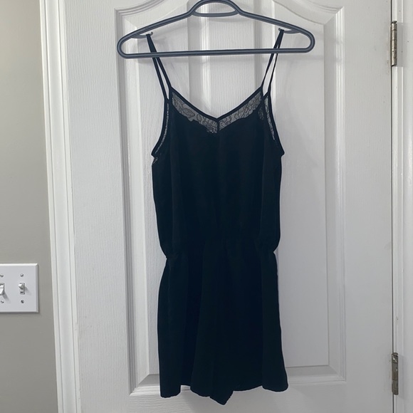 Forever 21 Romper - Picture 2 of 3